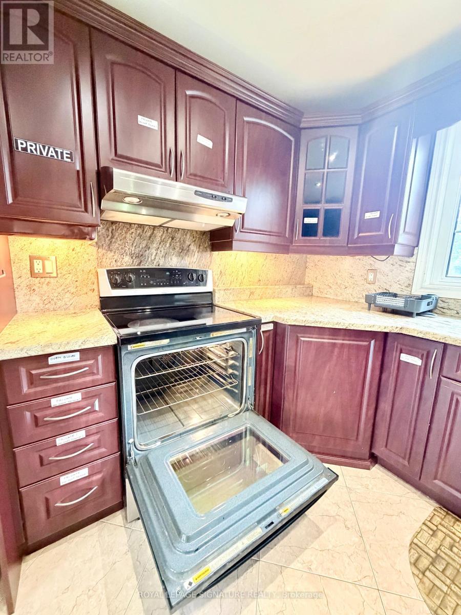 1830 Christopher Road, Mississauga, Ontario  L5J 2K8 - Photo 15 - W12968398