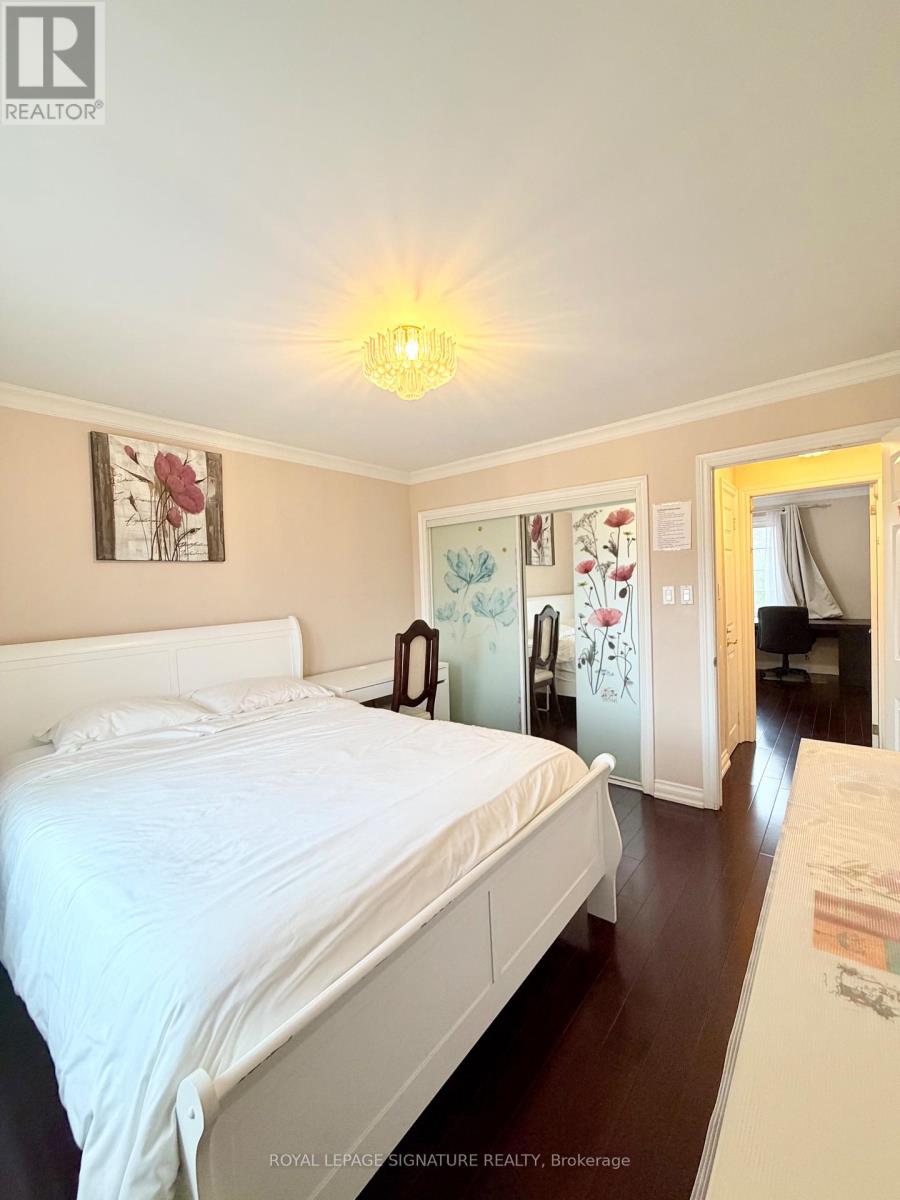 1830 Christopher Road, Mississauga, Ontario  L5J 2K8 - Photo 22 - W12968398