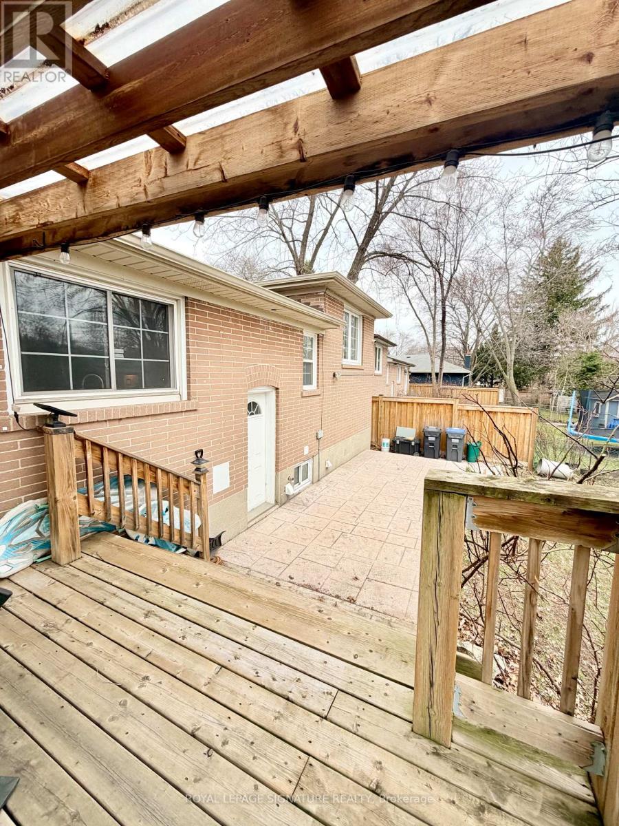 1830 Christopher Road, Mississauga, Ontario  L5J 2K8 - Photo 24 - W12968398