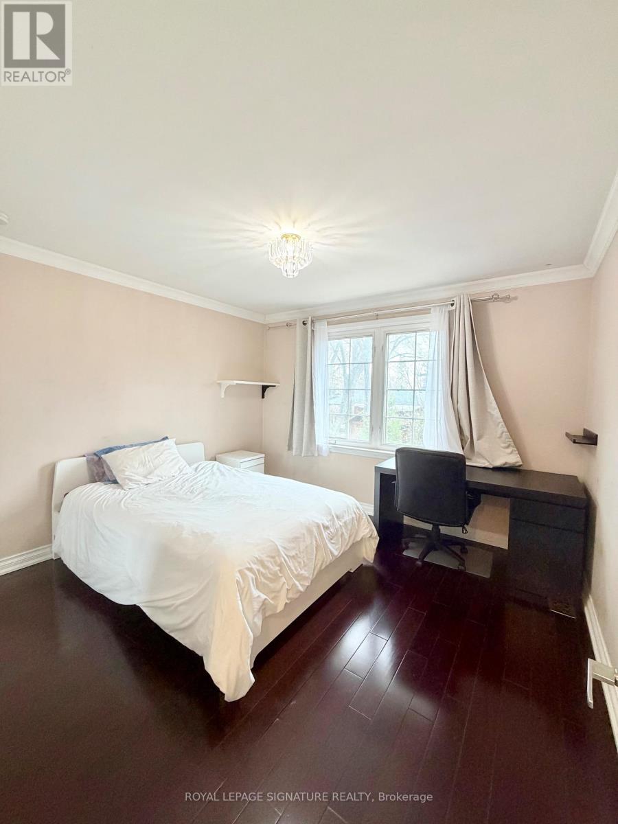 1830 Christopher Road, Mississauga, Ontario  L5J 2K8 - Photo 28 - W12968398