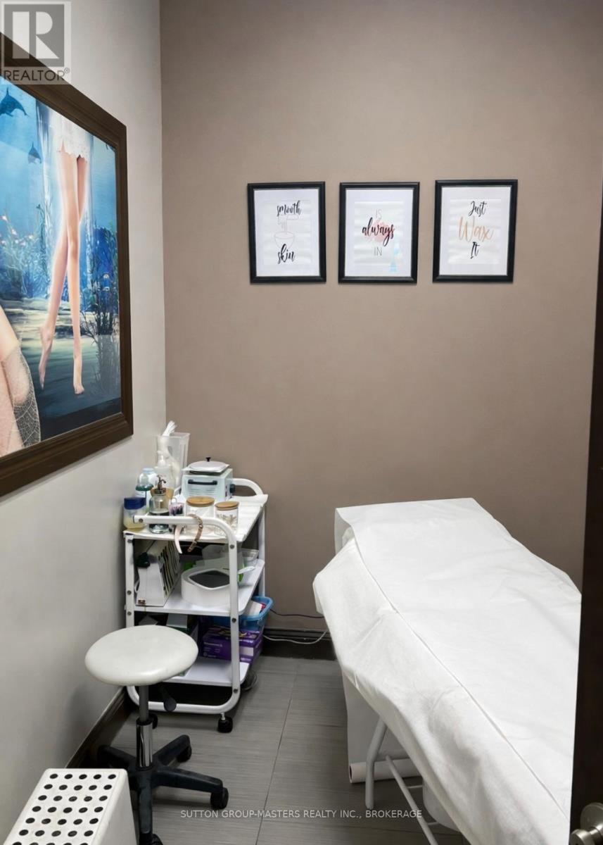 E105 - 1100 Princess Street, Kingston, Ontario  K7L 5G8 - Photo 5 - X12966796