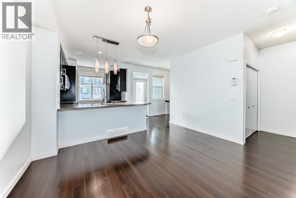 35 Nolan Hill Boulevard, Calgary, Alberta  T3R 0S5 - Photo 8 - A2277279