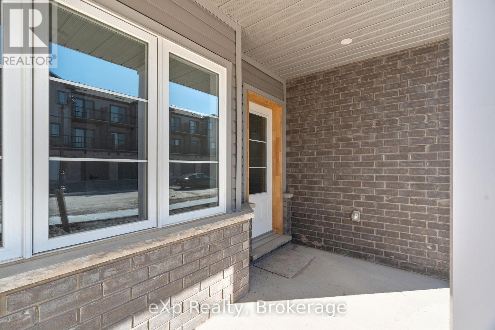 138 Tempera Street, Stratford, Ontario  N5A 0L6 - Photo 2 - X12968430