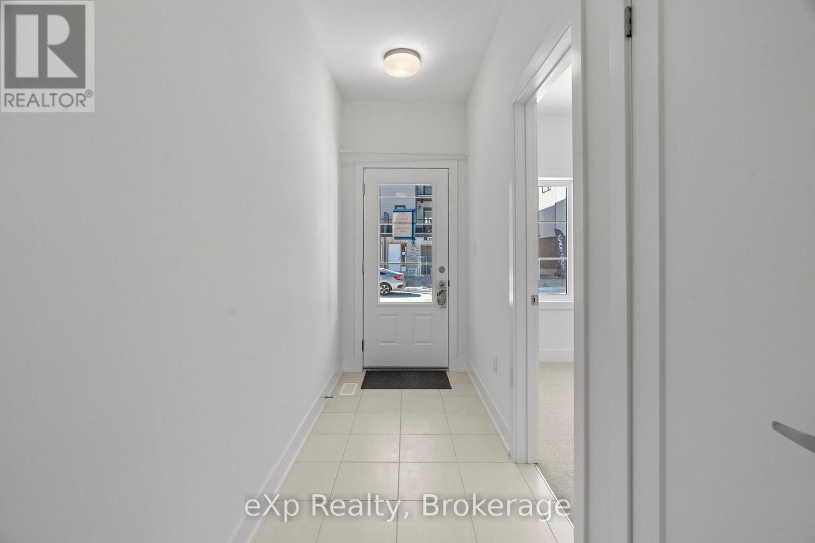 138 Tempera Street, Stratford, Ontario  N5A 0L6 - Photo 3 - X12968430