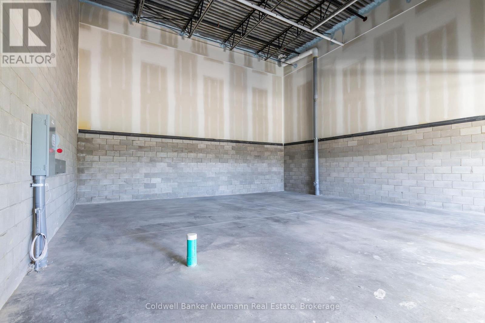 27 Lower - 589 Hanlon Creek Boulevard, Guelph, Ontario  N1C 0A1 - Photo 7 - X12968454