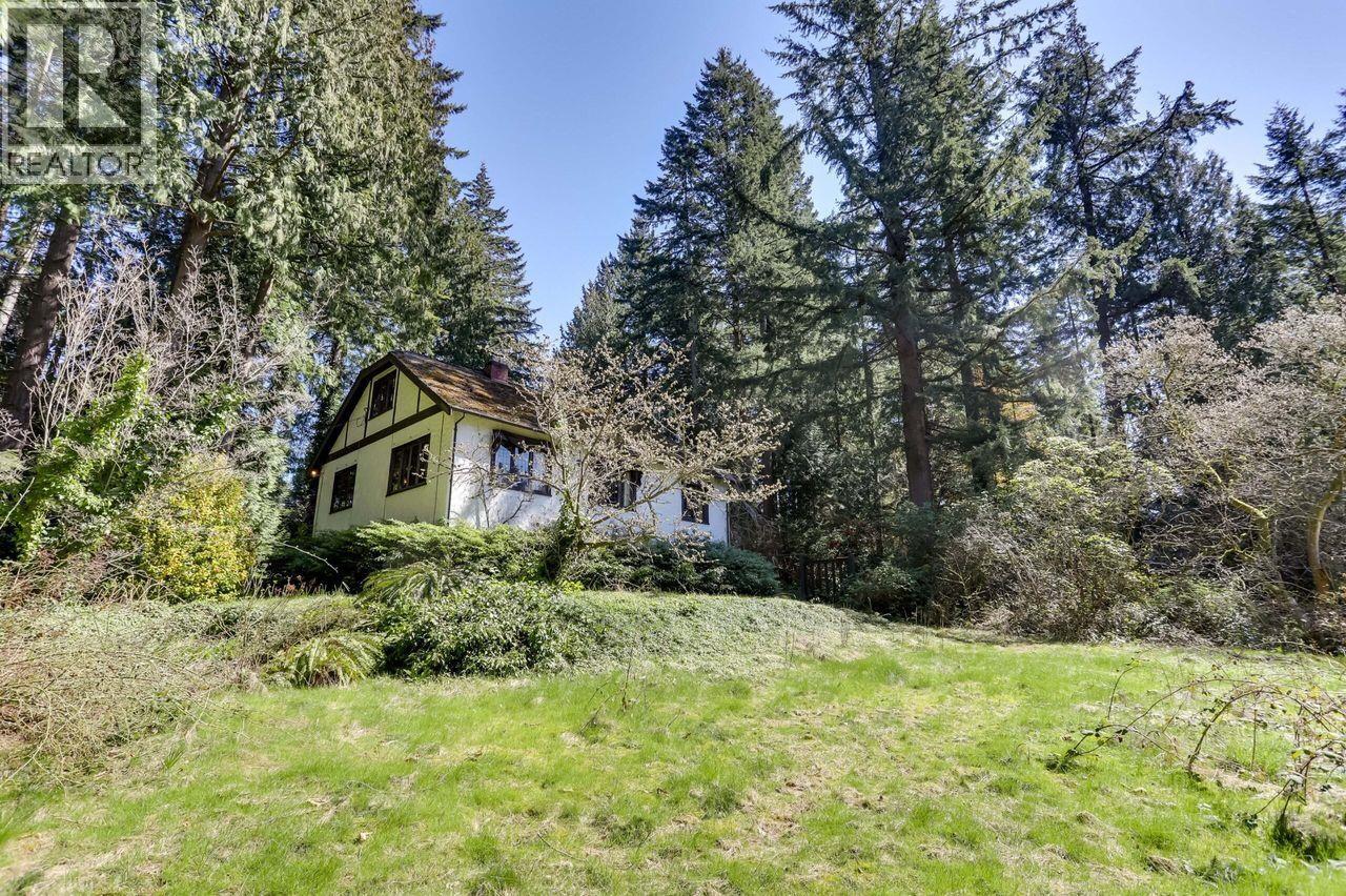 1825 Drummond Drive, Vancouver, British Columbia  V6T 1B7 - Photo 8 - R3108095