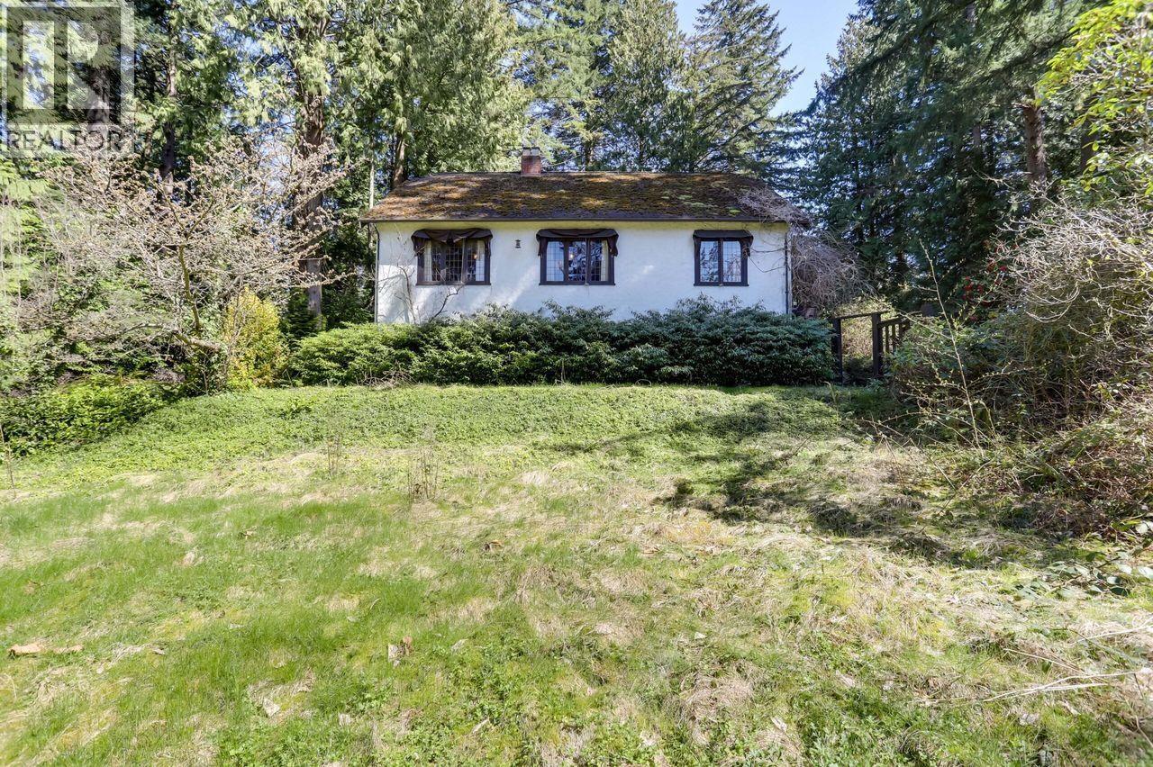 1825 Drummond Drive, Vancouver, British Columbia  V6T 1B7 - Photo 9 - R3108095