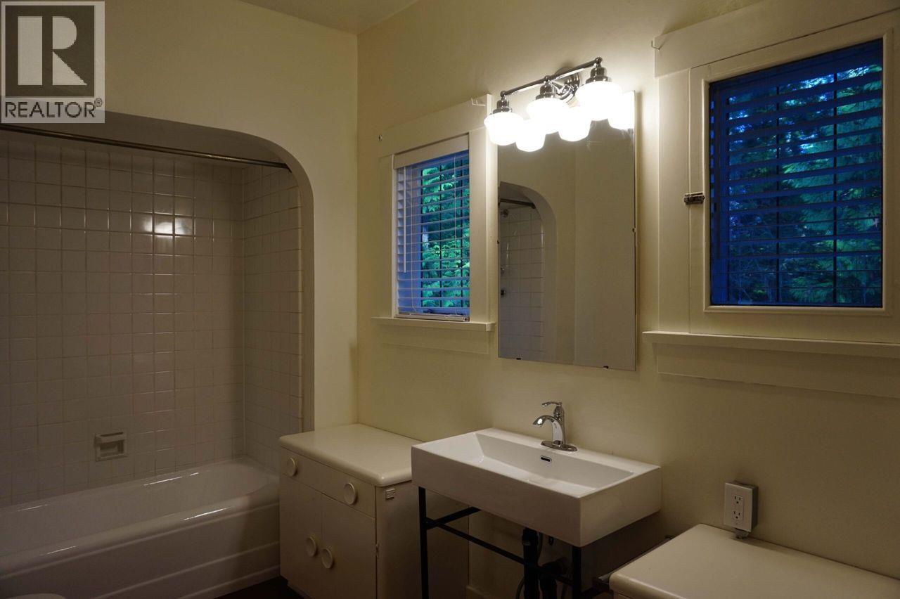 1825 Drummond Drive, Vancouver, British Columbia  V6T 1B7 - Photo 21 - R3108095