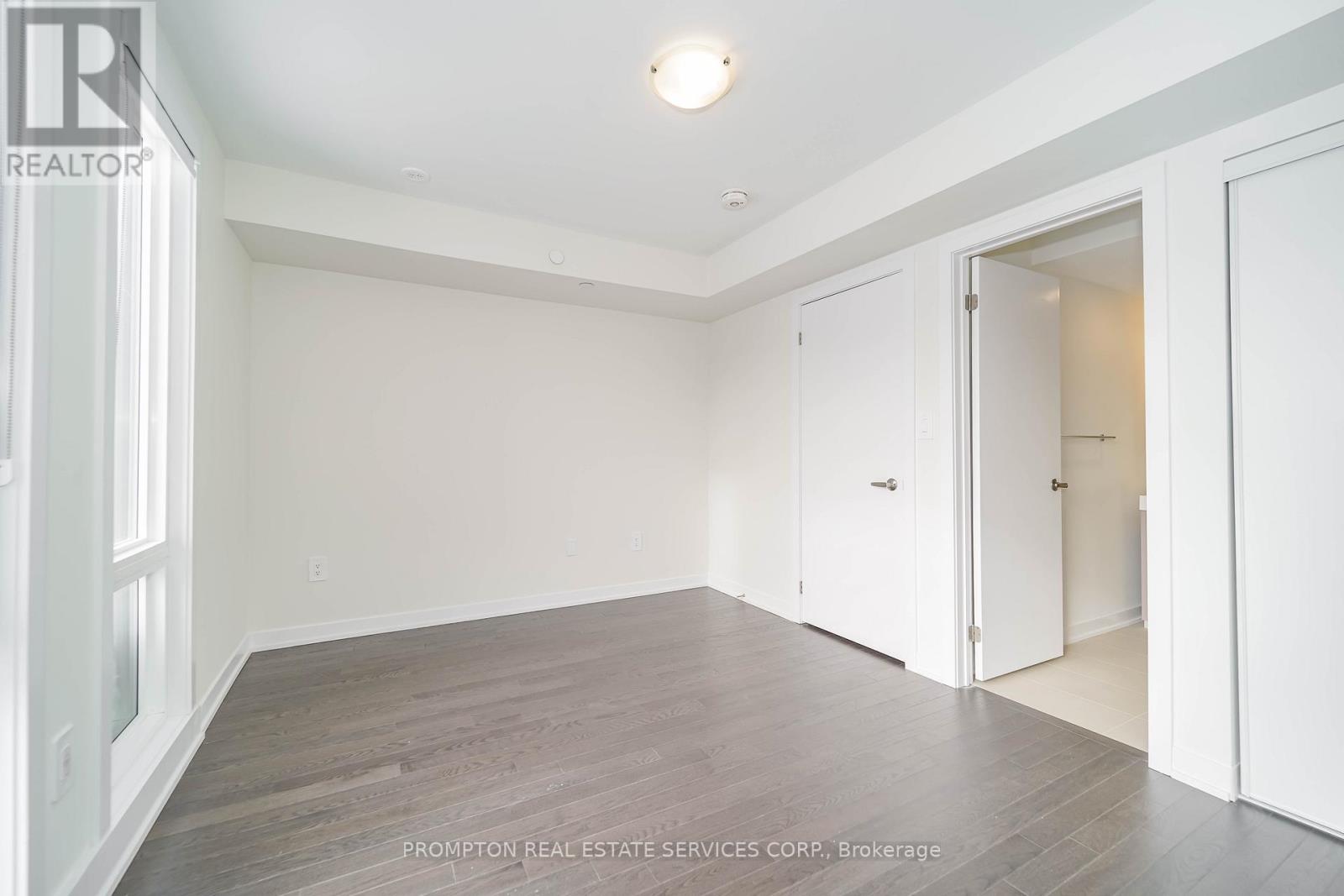 38 Green Gardens Upper Boulevard, Toronto, Ontario  M6A 0E6 - Photo 19 - C12968506