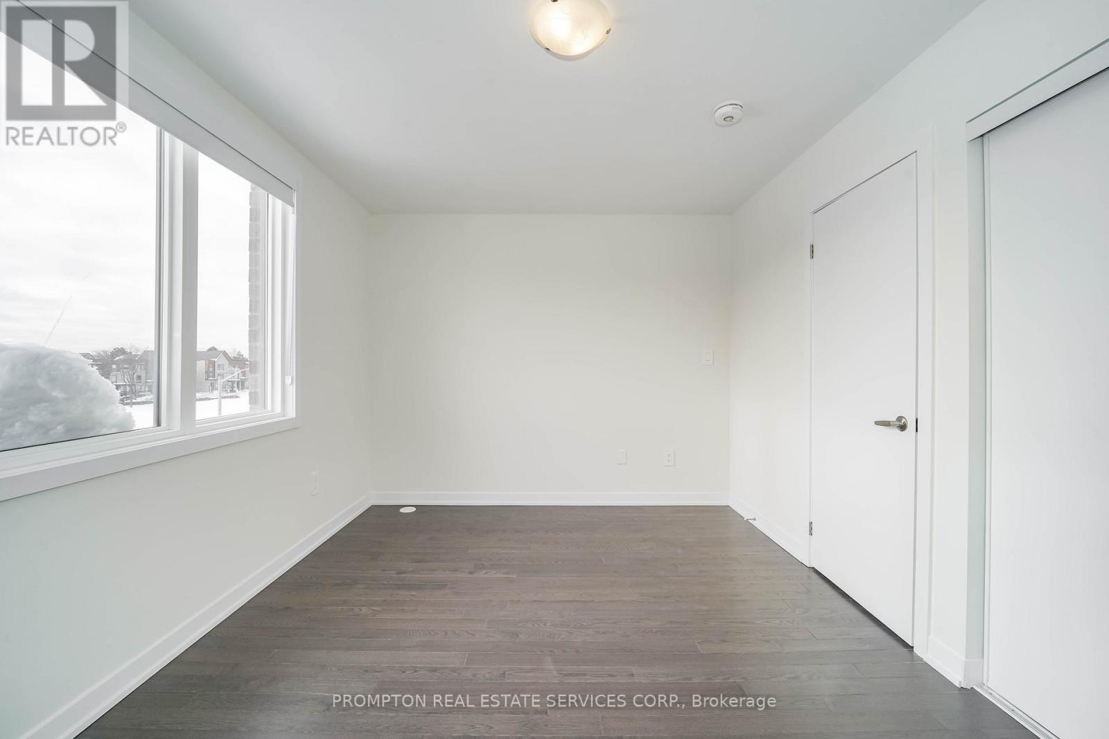 38 Green Gardens Upper Boulevard, Toronto, Ontario  M6A 0E6 - Photo 29 - C12968506