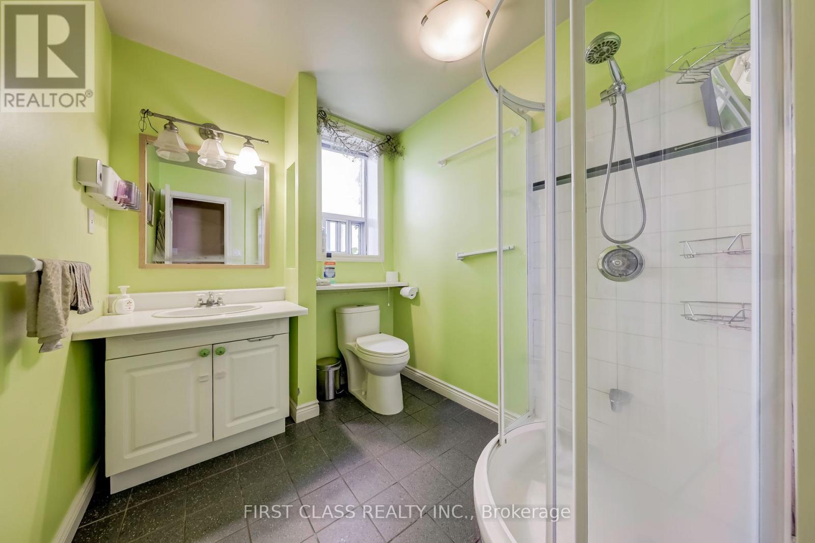 26 York Road, Toronto, Ontario  M2L 1M8 - Photo 22 - C12968512