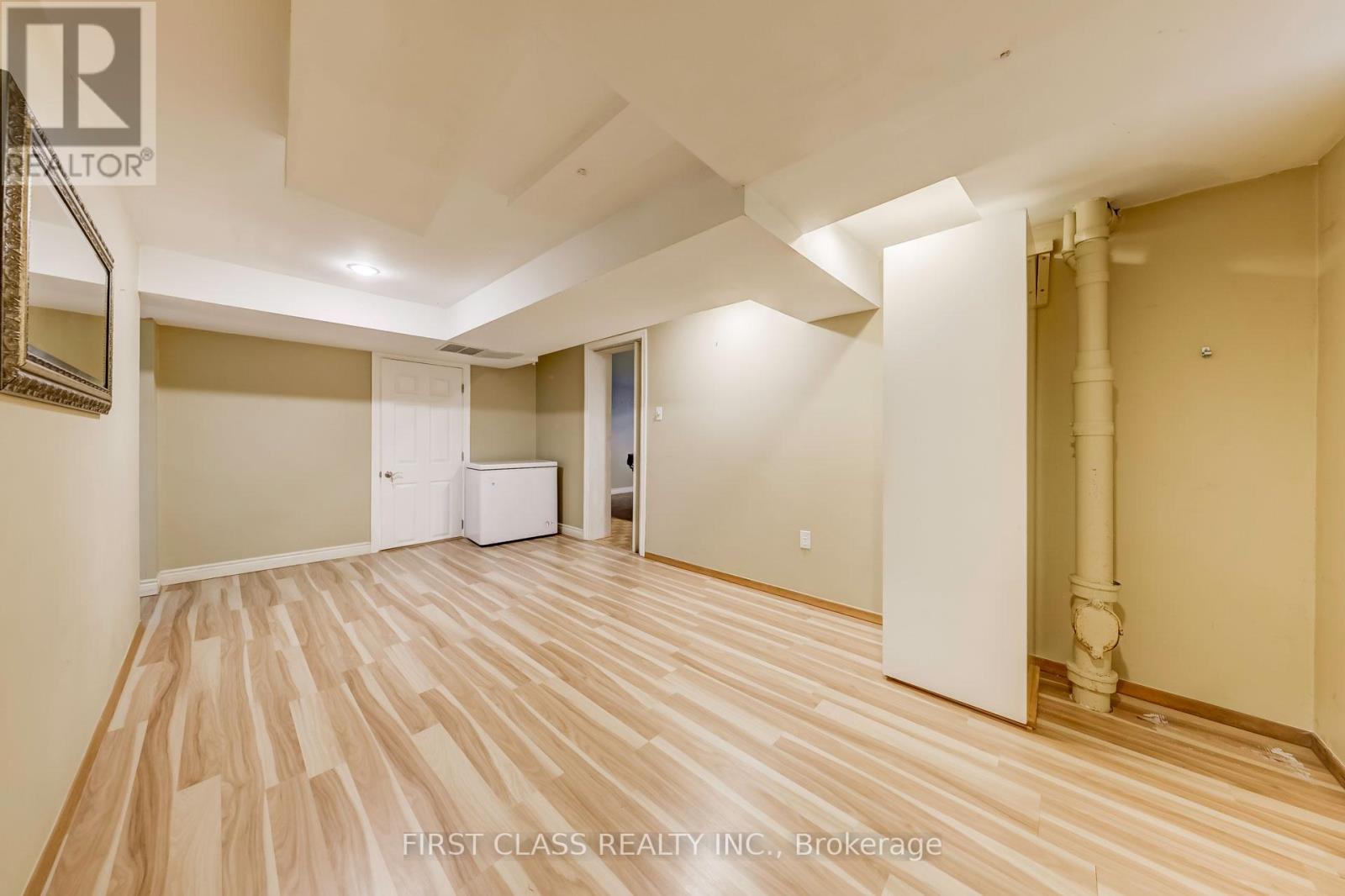 26 York Road, Toronto, Ontario  M2L 1M8 - Photo 24 - C12968512