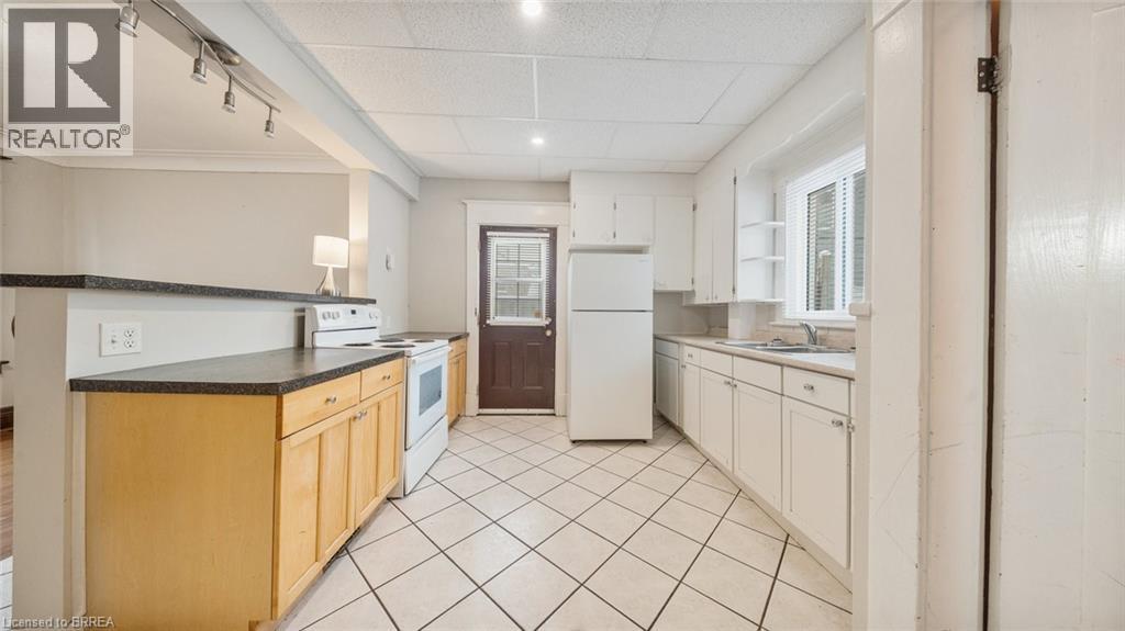 47 Grey Street, Brantford, Ontario  N3T 2T1 - Photo 8 - 40818331