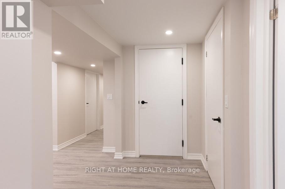 6 Bellvare Crescent, Toronto, Ontario  M1R 2M9 - Photo 10 - E12968452