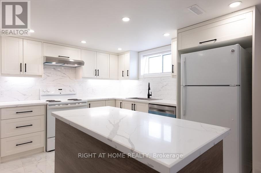 6 Bellvare Crescent, Toronto, Ontario  M1R 2M9 - Photo 6 - E12968452