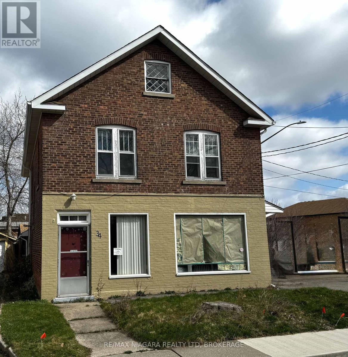 34 Avenue Place, Welland, Ontario  L3B 4B1 - Photo 2 - X12968478