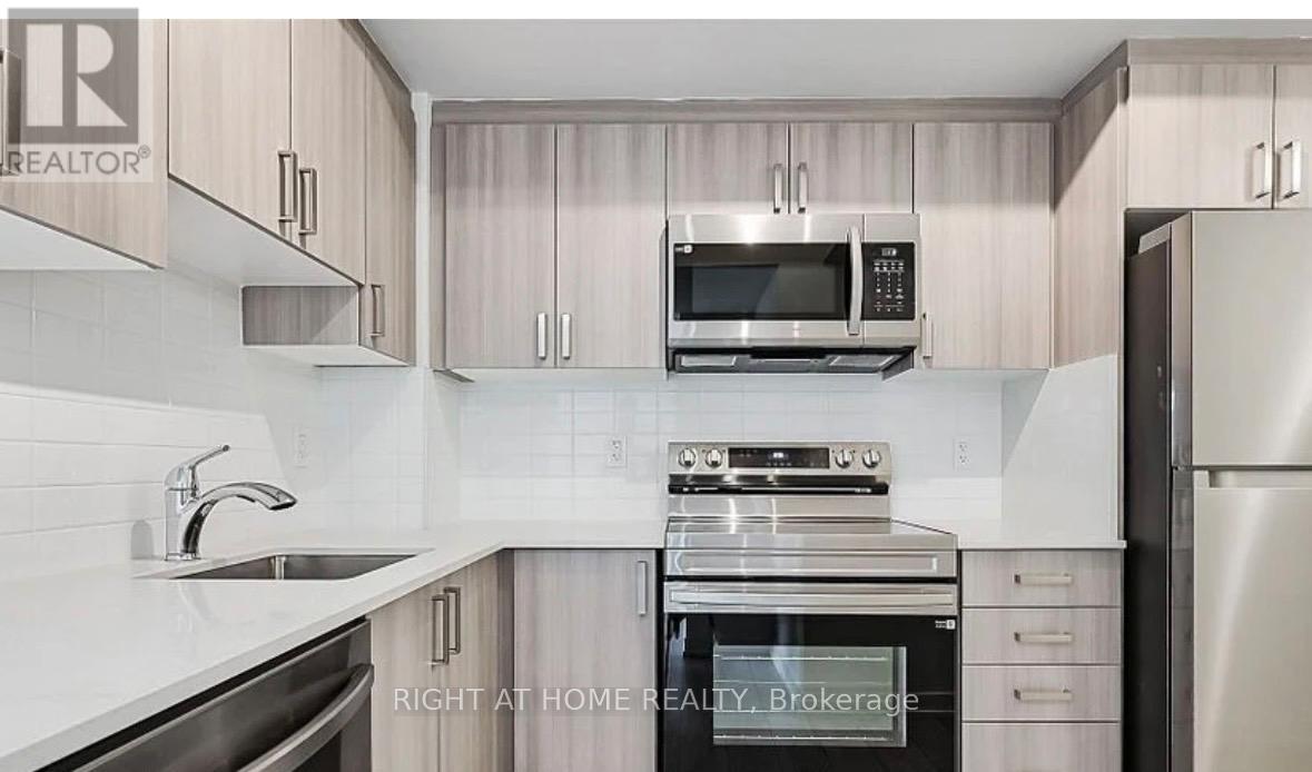 521 - 556 Marlee Avenue, Toronto, Ontario  M6B 0B1 - Photo 3 - W12968476