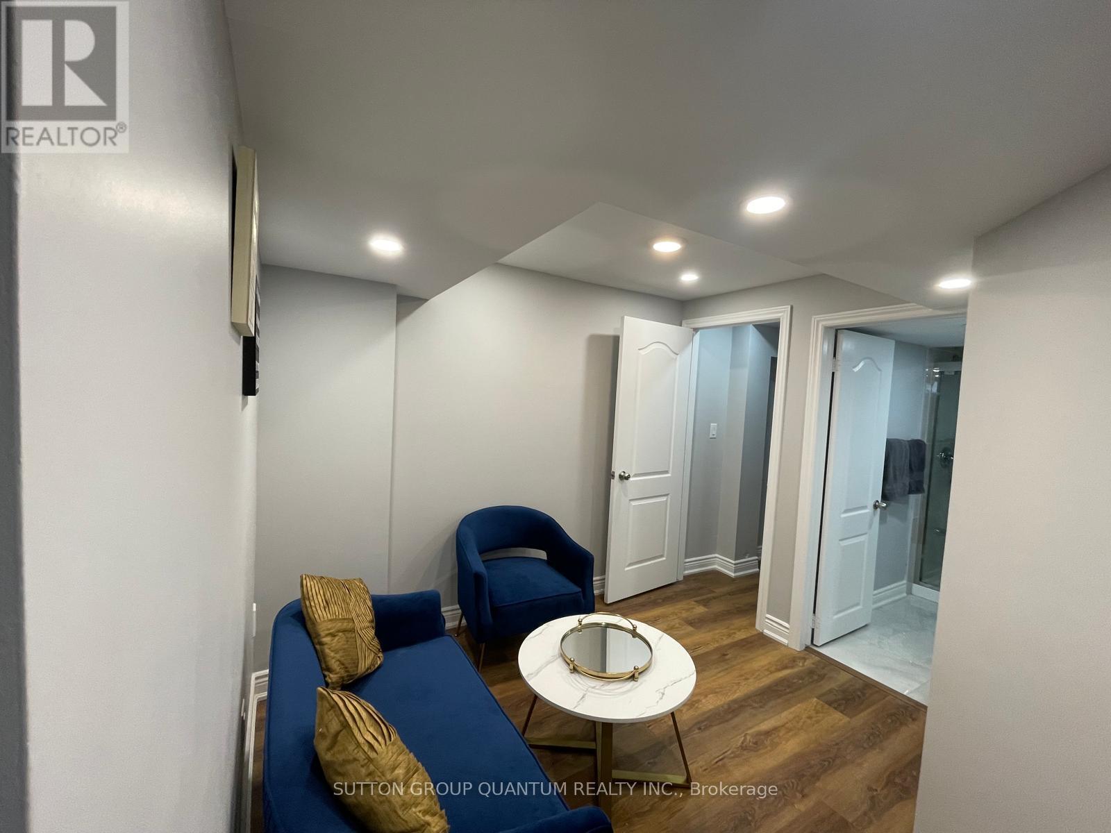 Basement - 2404 Fundy Drive, Oakville, Ontario  L6M 4W7 - Photo 10 - W12968482