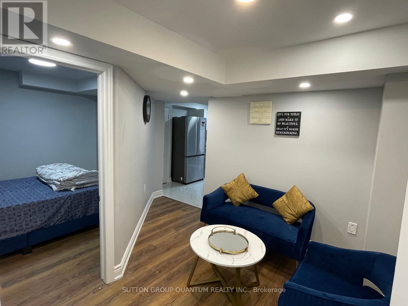 Basement - 2404 Fundy Drive, Oakville, Ontario  L6M 4W7 - Photo 9 - W12968482