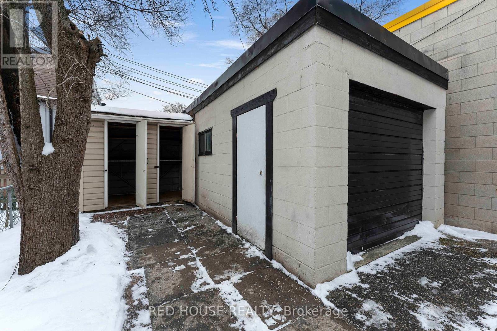 1 - 67 Florence Crescent, Toronto, Ontario  M6N 4E8 - Photo 13 - W12968492