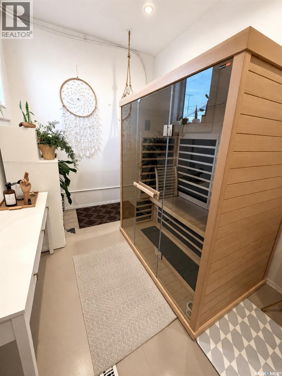 1387 Conrad Avenue, Gull Lake, Saskatchewan  S0N 1A0 - Photo 12 - SK032254