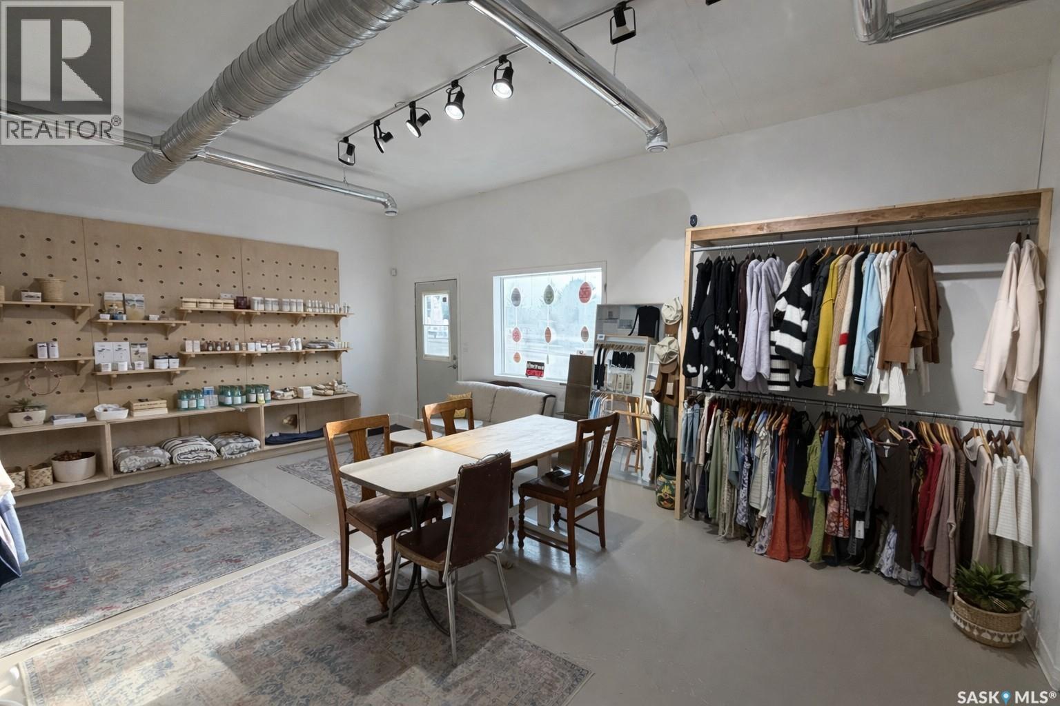 1387 Conrad Avenue, Gull Lake, Saskatchewan  S0N 1A0 - Photo 5 - SK032254