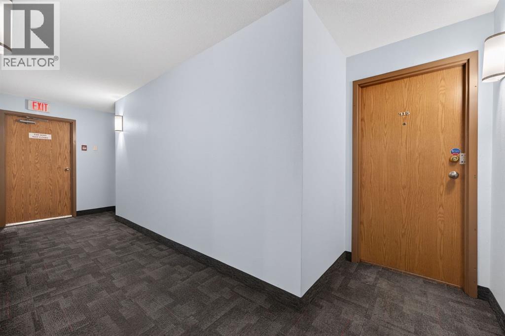 315, 335 Garry Crescent NE, Calgary, Alberta  T2K 5X1 - Photo 3 - A2298114