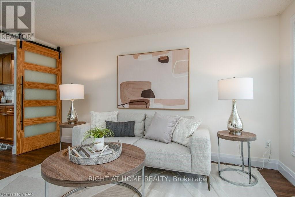 554 Halberstadt Circle, Cambridge, Ontario  N3H 5J5 - Photo 11 - X12968504