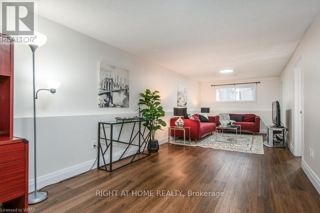 554 Halberstadt Circle, Cambridge, Ontario  N3H 5J5 - Photo 27 - X12968504