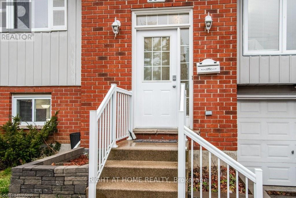 554 Halberstadt Circle, Cambridge, Ontario  N3H 5J5 - Photo 3 - X12968504