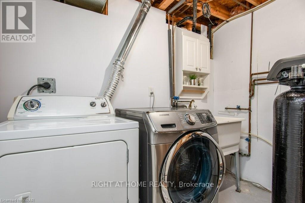 554 Halberstadt Circle, Cambridge, Ontario  N3H 5J5 - Photo 34 - X12968504