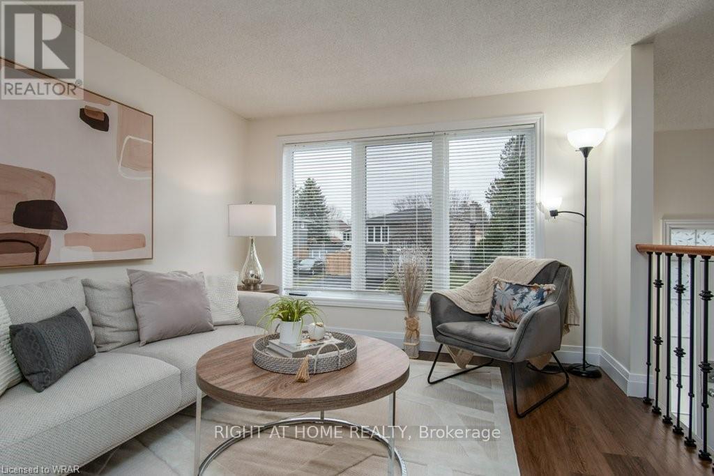 554 Halberstadt Circle, Cambridge, Ontario  N3H 5J5 - Photo 7 - X12968504