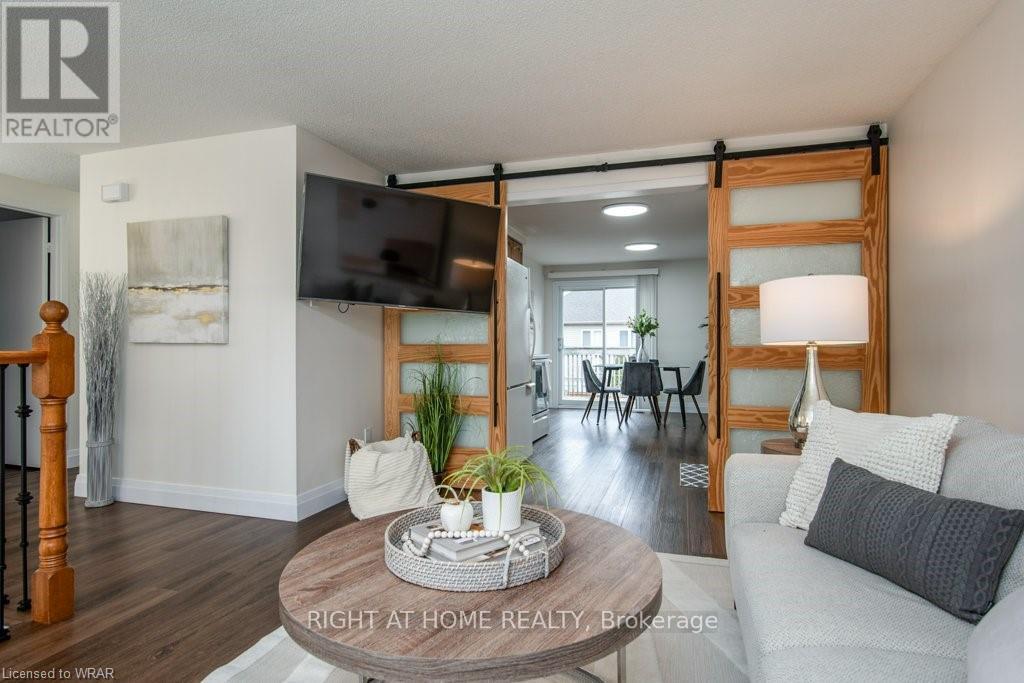 554 Halberstadt Circle, Cambridge, Ontario  N3H 5J5 - Photo 9 - X12968504