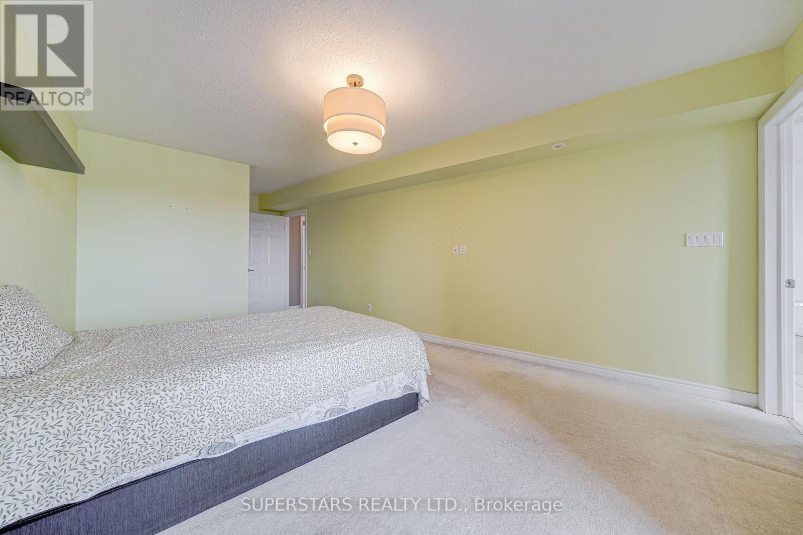 22 - 30 Greensborough Village Circle, Markham, Ontario  L6E 1Z1 - Photo 15 - N12902968