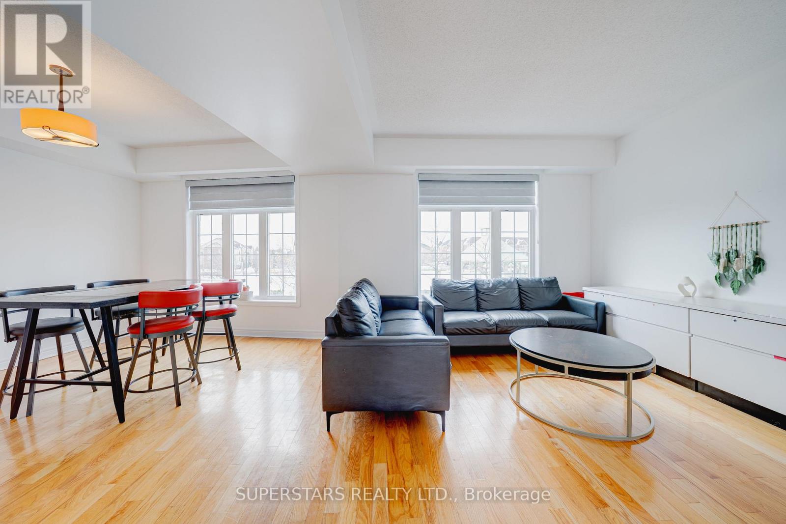 22 - 30 Greensborough Village Circle, Markham, Ontario  L6E 1Z1 - Photo 8 - N12902968