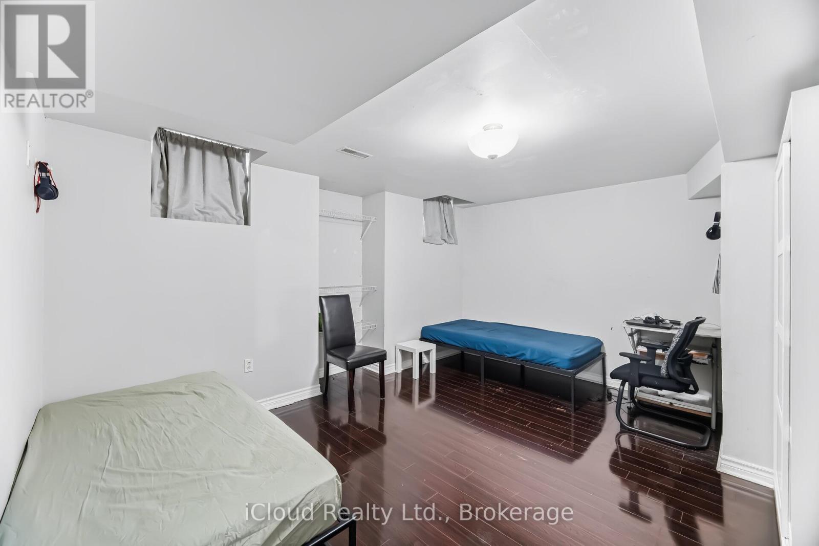 81 Crown Victoria Drive W, Brampton, Ontario  L7A 3X1 - Photo 38 - W12966380