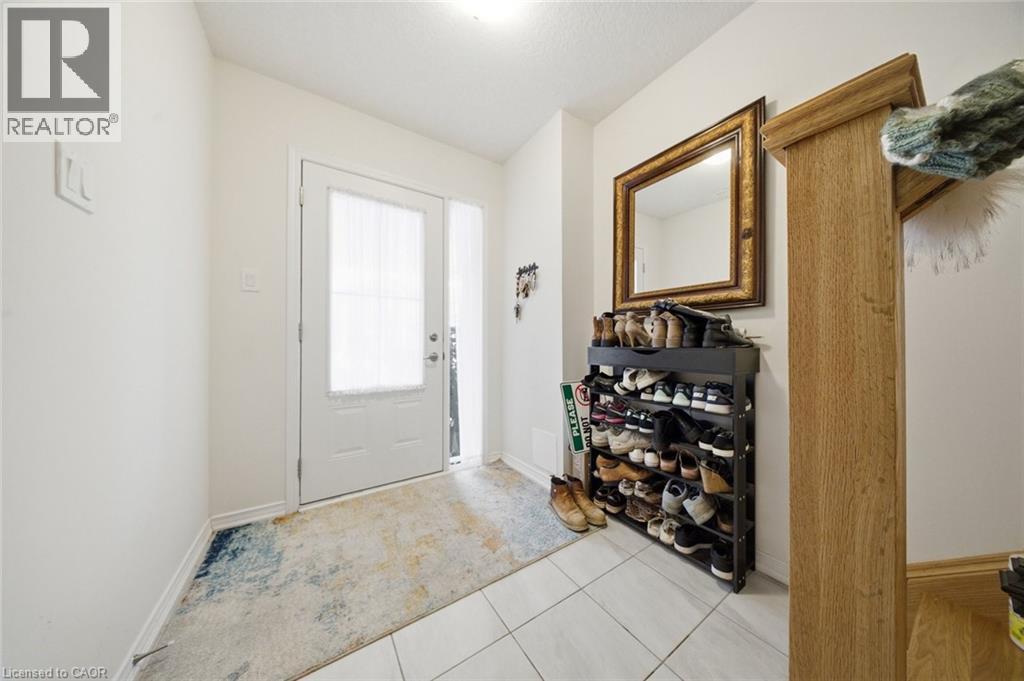 75 Holder Drive, Brantford, Ontario  N3T 0W8 - Photo 4 - 40818461