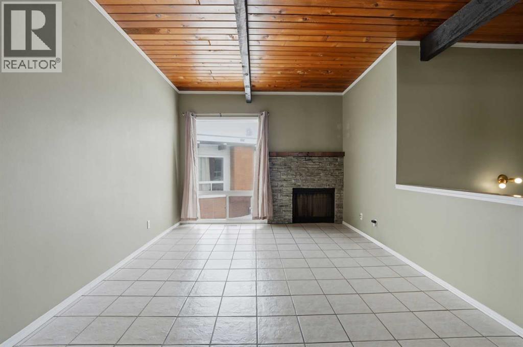 107 Pinemont Bay NE, Calgary, Alberta  T1Y 2V7 - Photo 3 - A2297024