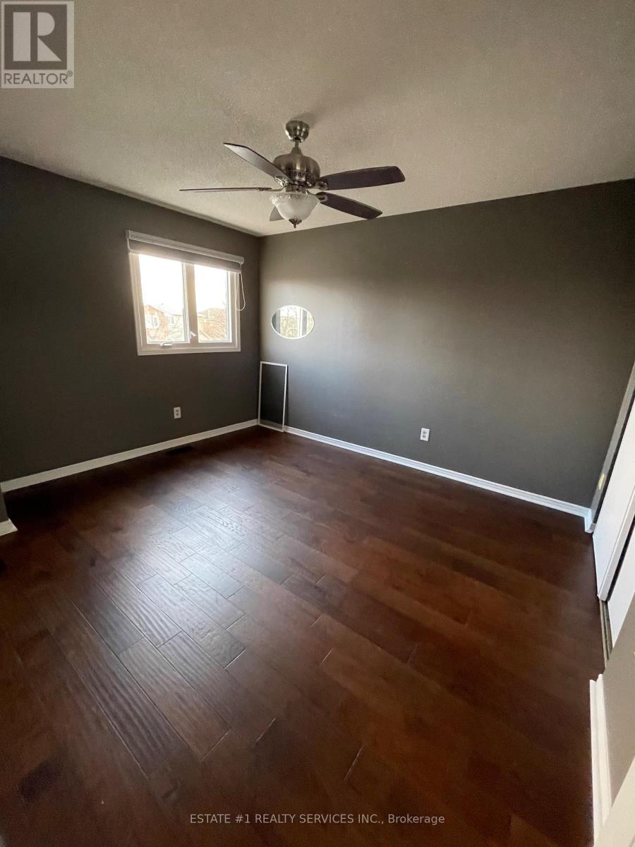 2943 Gulfstream Way, Mississauga (Meadowvale), Ontario  L5N 6J9 - Photo 44 - W12910626