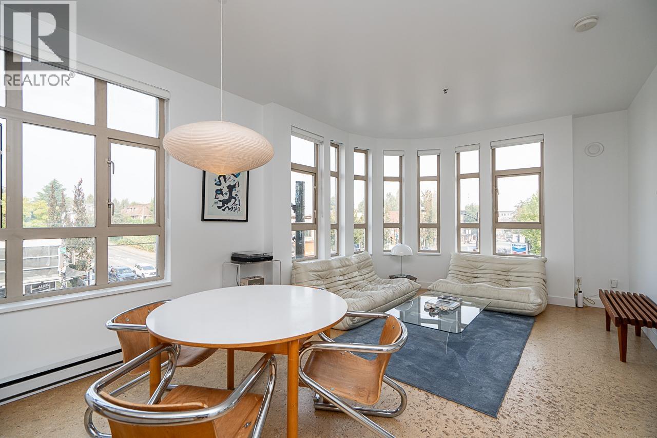 303 2828 MAIN STREET, Vancouver, British Columbia