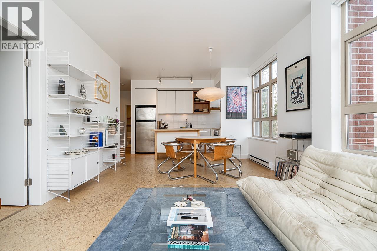 303 2828 Main Street, Vancouver, British Columbia  V5T 3G2 - Photo 13 - R3108245