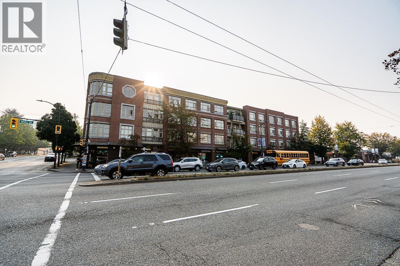 303 2828 Main Street, Vancouver, British Columbia  V5T 3G2 - Photo 2 - R3108245