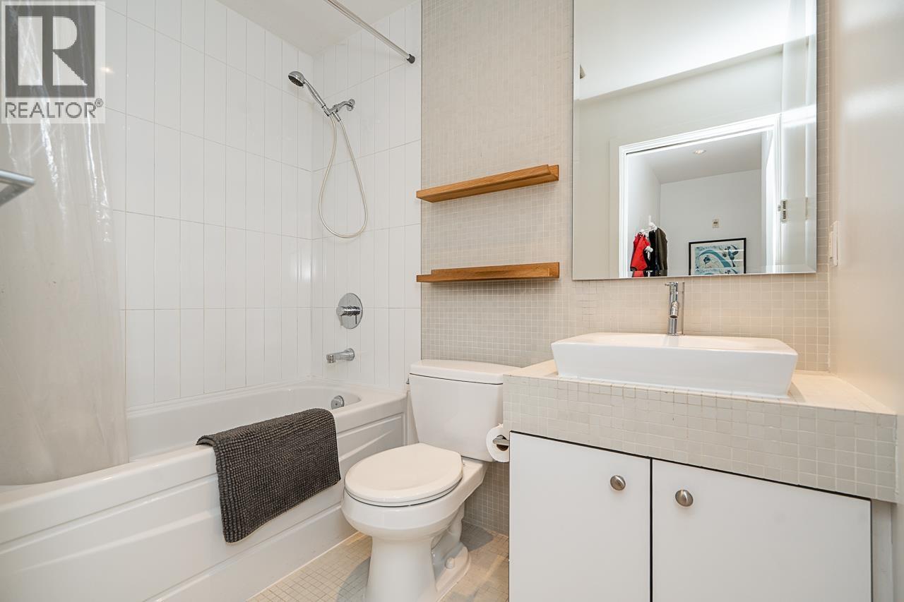 303 2828 Main Street, Vancouver, British Columbia  V5T 3G2 - Photo 23 - R3108245