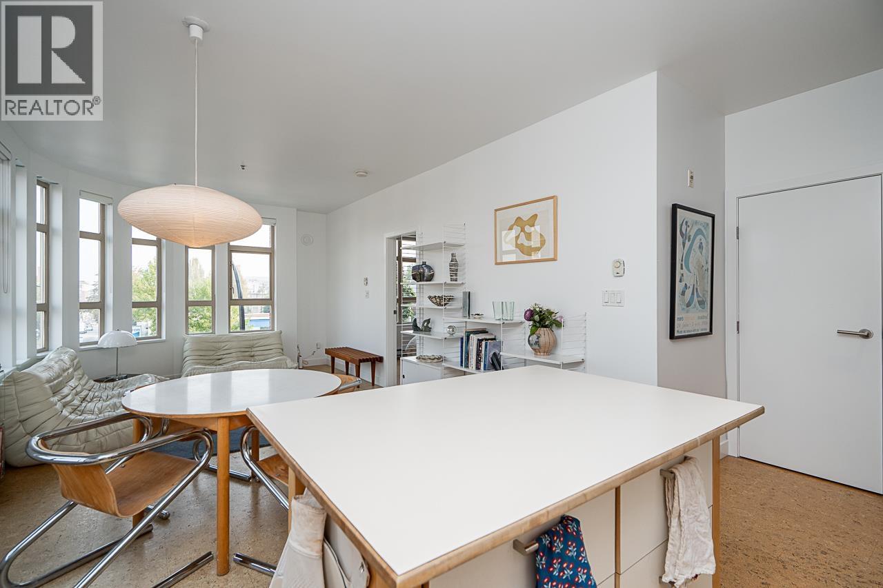 303 2828 Main Street, Vancouver, British Columbia  V5T 3G2 - Photo 7 - R3108245