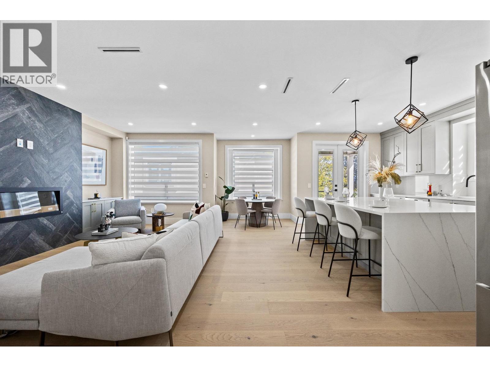 1 5115 Buxton Street, Burnaby, British Columbia V5H 1J7 - Photo 13 - R3107249