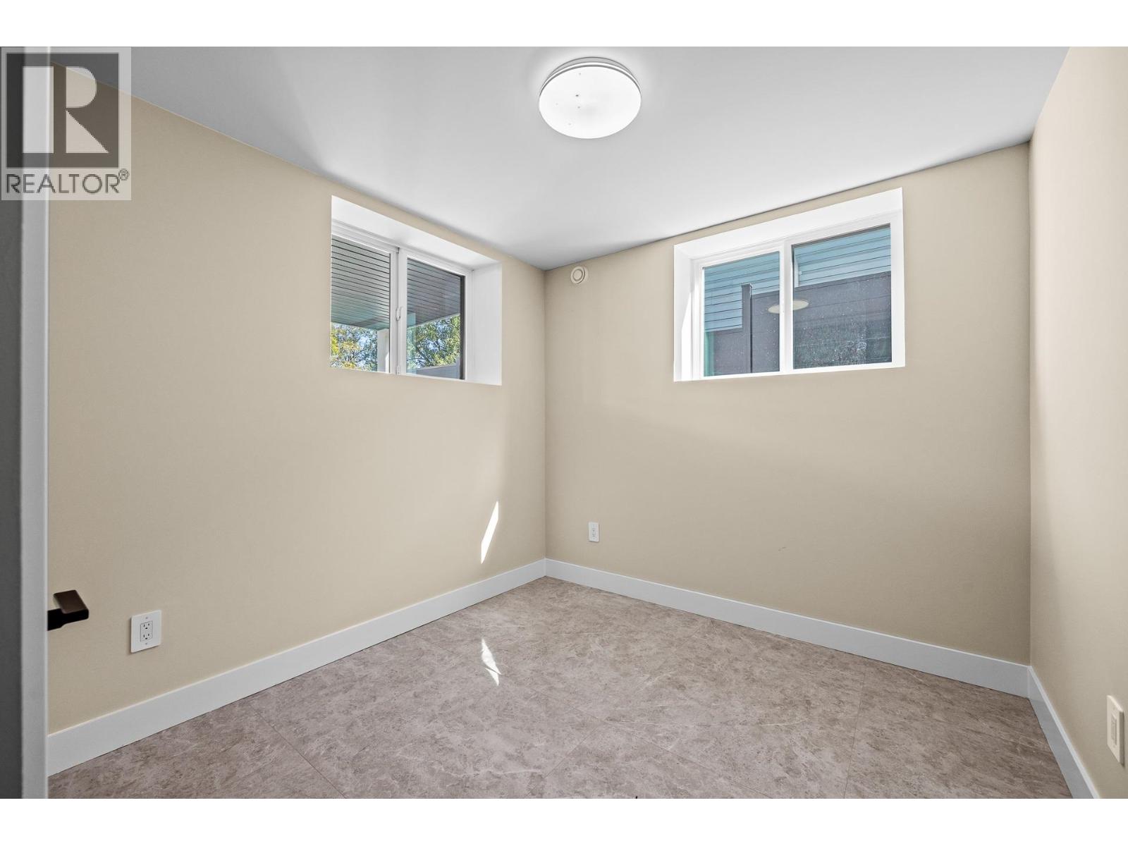 1 5115 Buxton Street, Burnaby, British Columbia V5H 1J7 - Photo 39 - R3107249