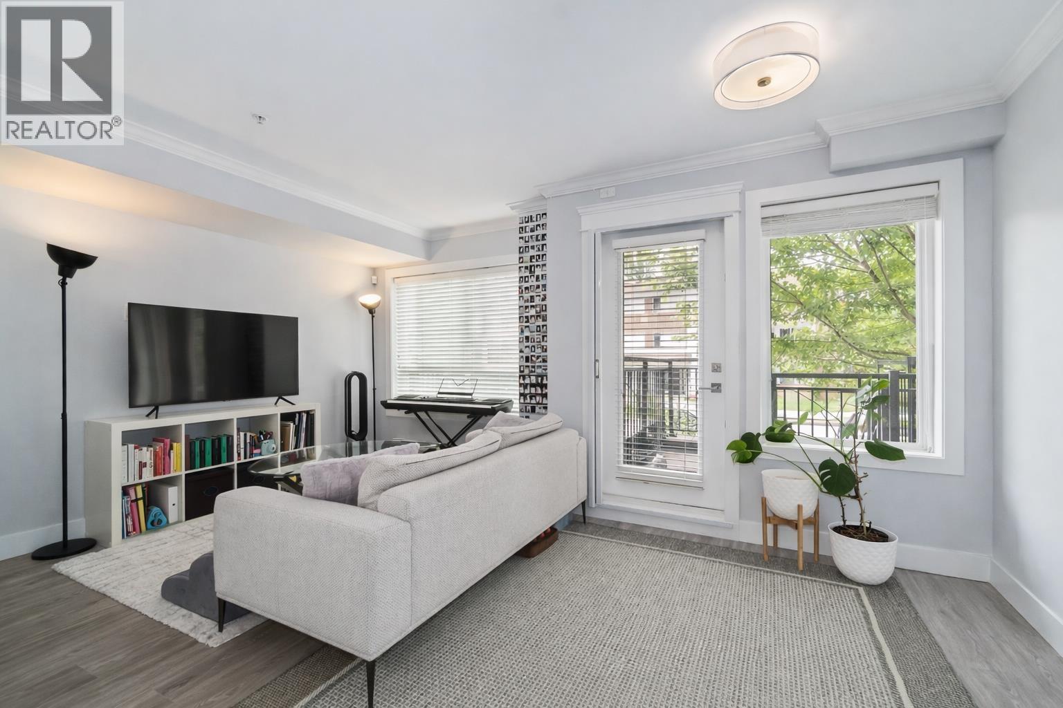 104 2229 Atkins Avenue, Port Coquitlam, British Columbia  V3C 1Y5 - Photo 2 - R3097678