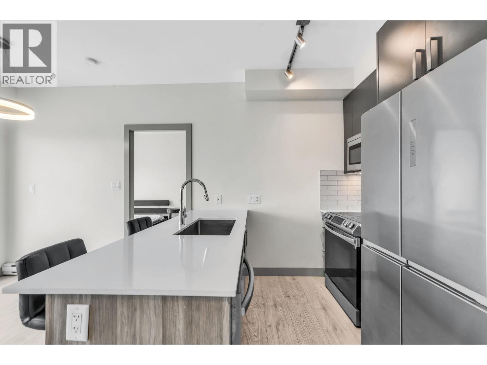 311 6968 Royal Oak Avenue, Burnaby, British Columbia  V5J 4J2 - Photo 11 - R3106823