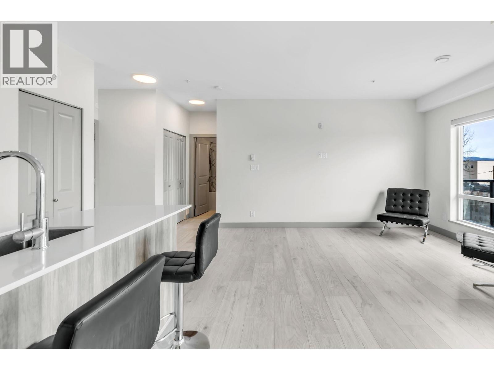 311 6968 Royal Oak Avenue, Burnaby, British Columbia  V5J 4J2 - Photo 8 - R3106823