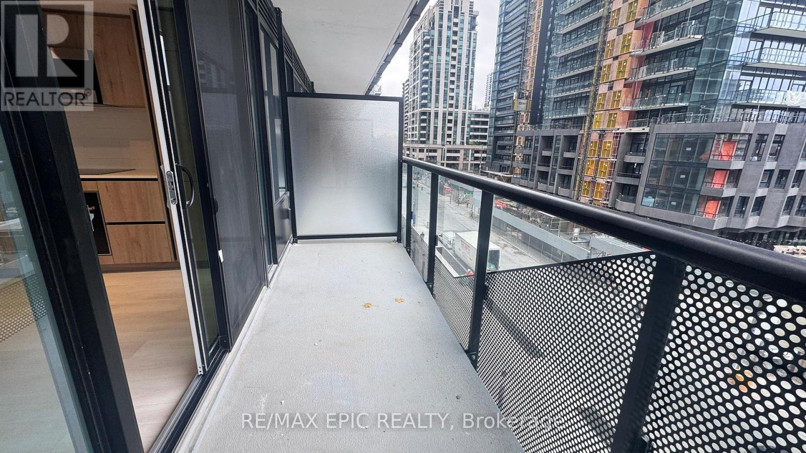 511 - 117 Broadway Avenue, Toronto, Ontario  M4P 1V3 - Photo 9 - C12968546